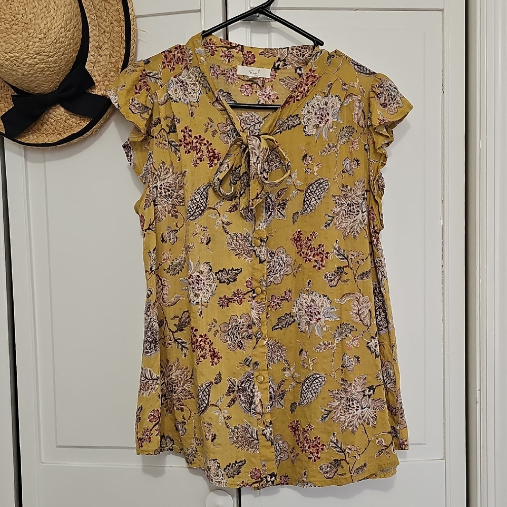 Easel Mustard Floral Tie-Front Blouse